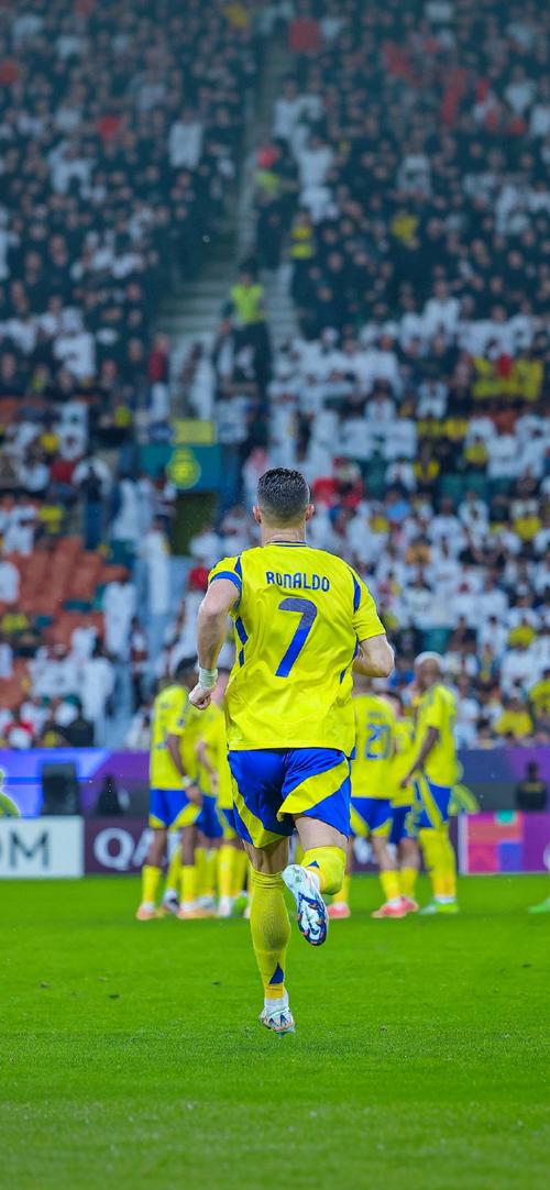 马德兴：上海体院有高端实验室，U18男足身体检测后会建档（马德兴：上海体院配备顶尖实验室，U18男足体测后将建立档案）