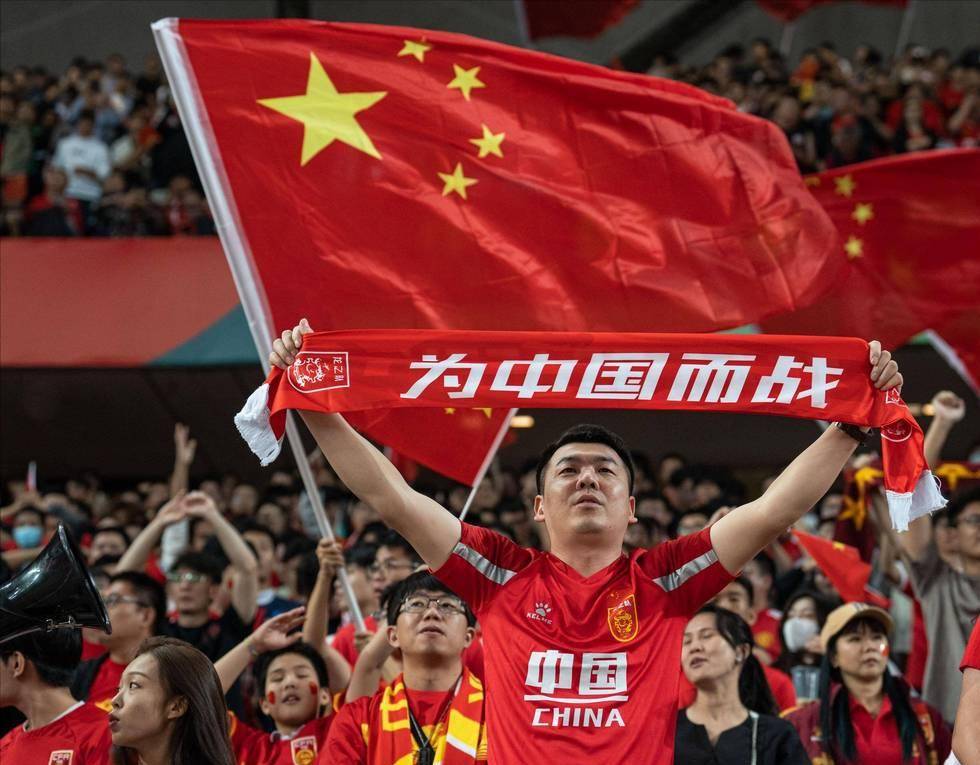 中青赛战报 ｜ 青岛追风少年两支梯队领跑积分榜（中青赛赛况 ｜ 青岛追风少年双梯队占据积分榜首位）