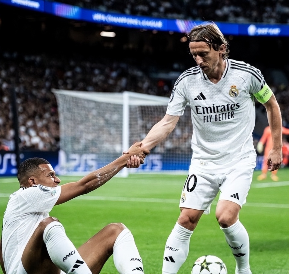 “川超”观察｜唤醒沉睡场馆：一场席卷四川的存量资产突围战（“川超”观察｜激活沉睡场馆：四川存量资产突围进行时）