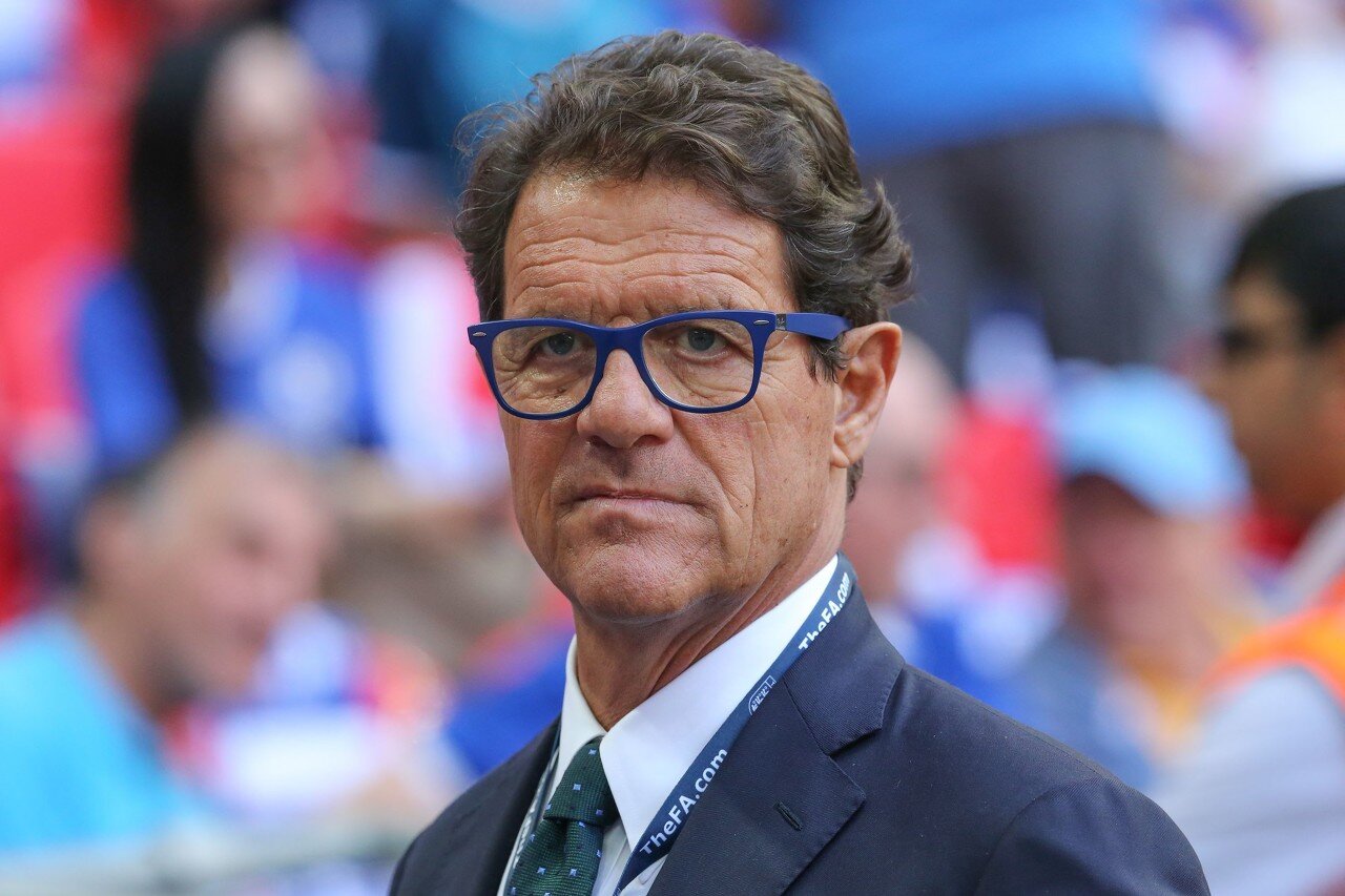 助罗马升至意甲榜首，斯维拉尔达成罗马生涯100场里程碑（斯维拉尔百场里程碑，助罗马登顶意甲榜首）